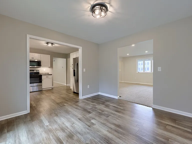 1738 W Main St #A — Photo 22