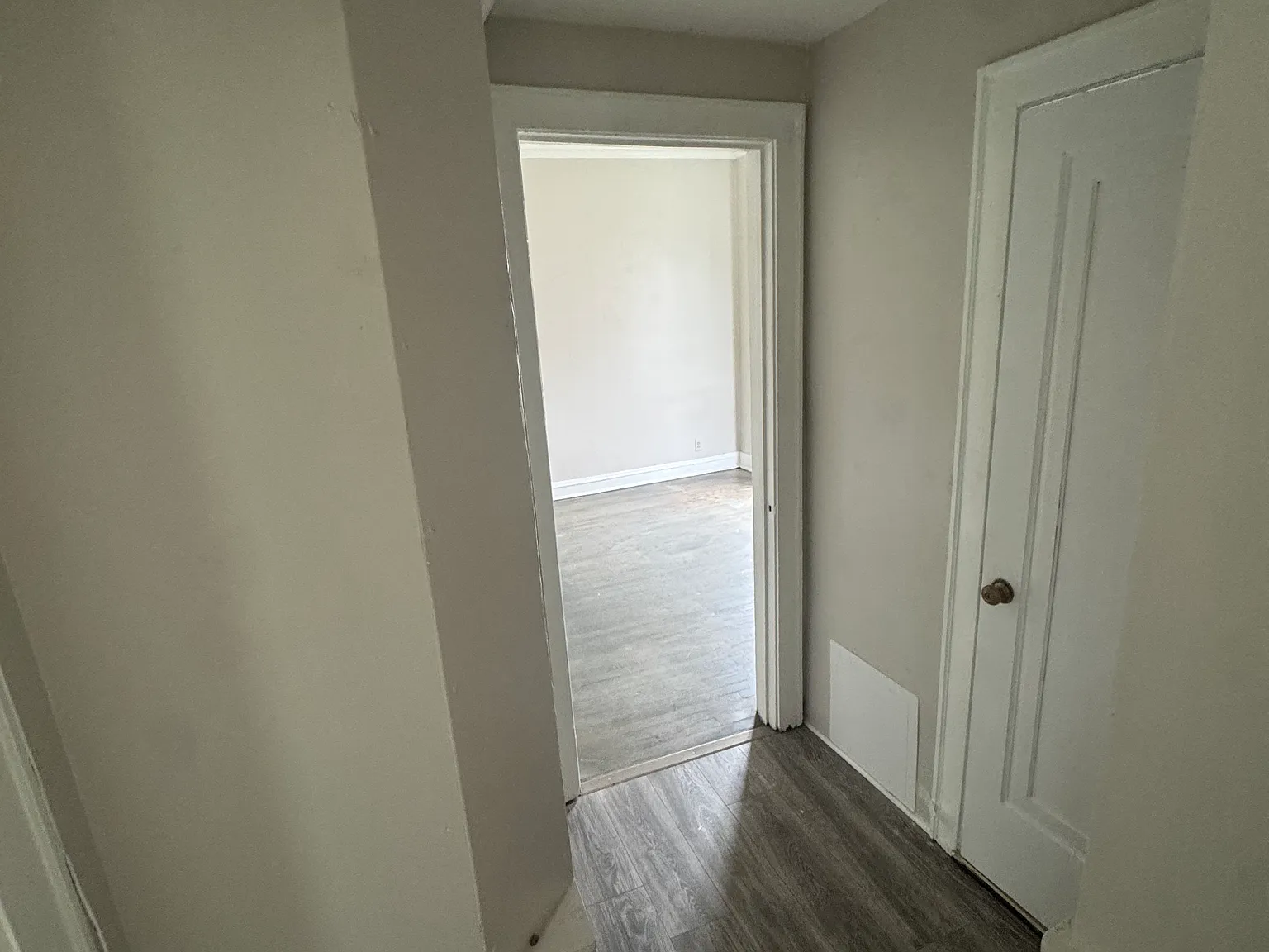 1 bed, 750 sqft, $1,100 — Photo 3