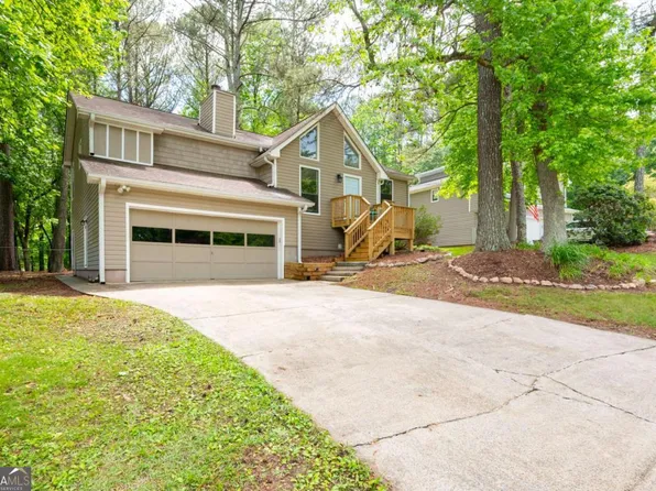 2445 Deerfield Dr NW, Kennesaw, GA 30144