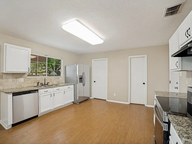 5426 Wincheap Dr — Photo 7