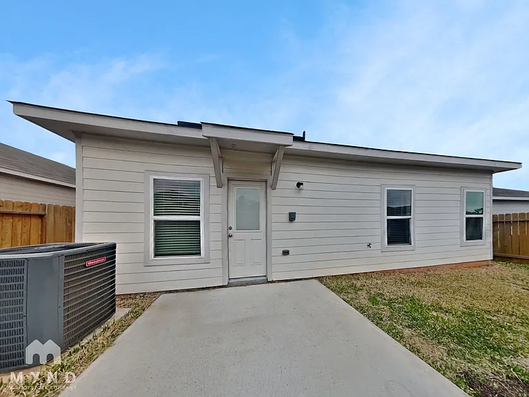 15507 Caramel Springs Dr — Photo 18