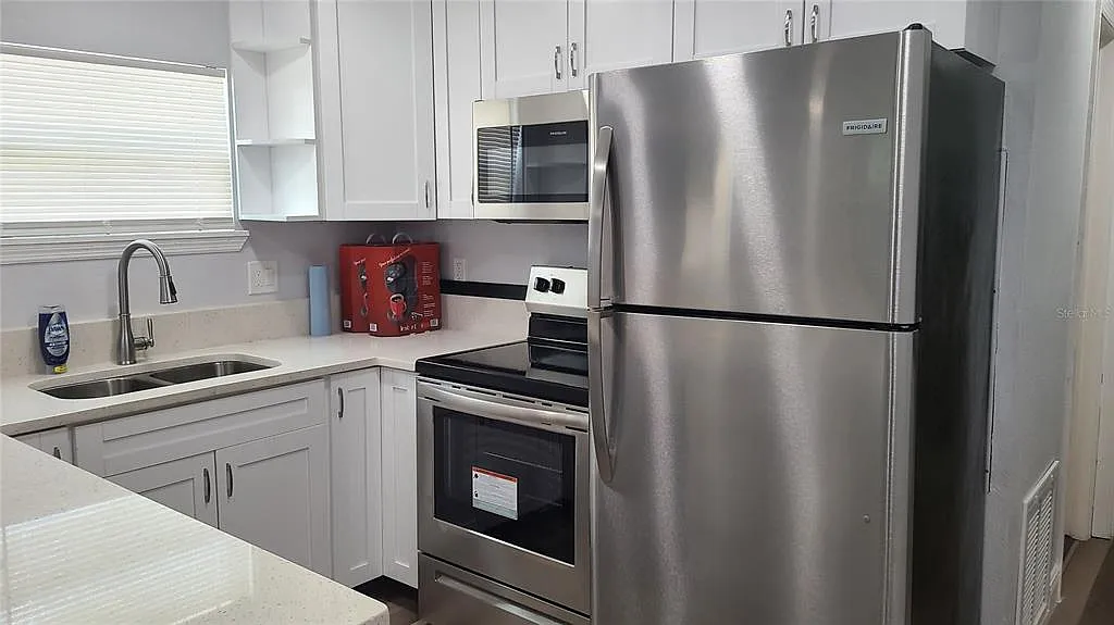 1 bed, 1.0 bath, 500 sqft, $1,300 — Photo 4