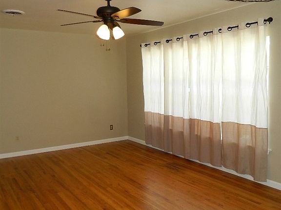 3rd image of 3906 NW Denver Ave