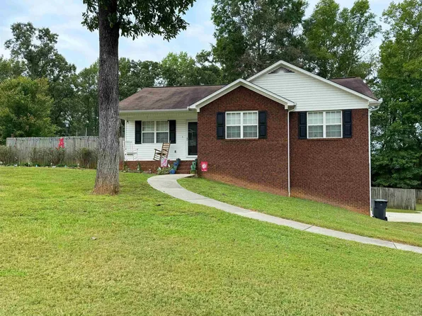 779 Bailey Rd, Weaver, AL 36277