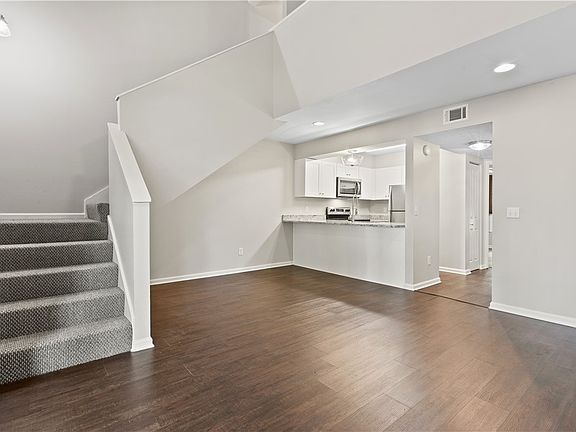 5th image of 429 Moores Mill Rd APT 12