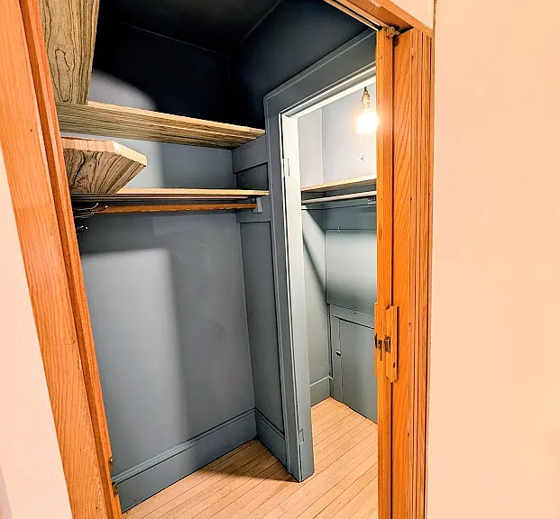 [UPPER UNIT]: first bedroom double closet