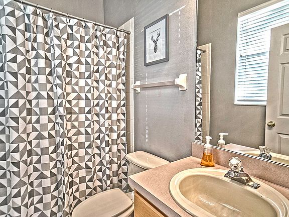 5th image of 2104 Wintermere Pointe Dr