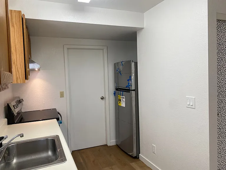81 Camelot Ct #IN LAW — Photo 3
