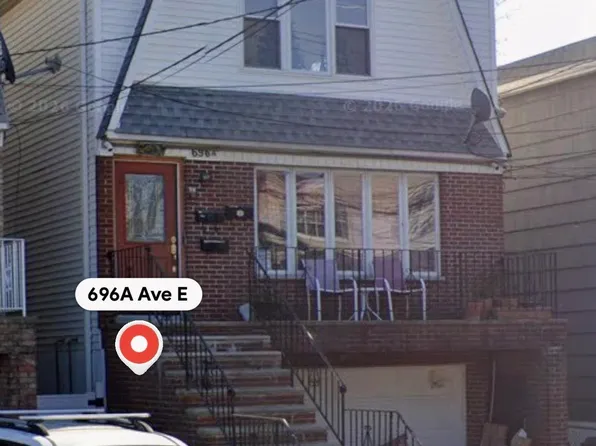 696 A Ave E Floor 2, Bayonne, NJ 07002