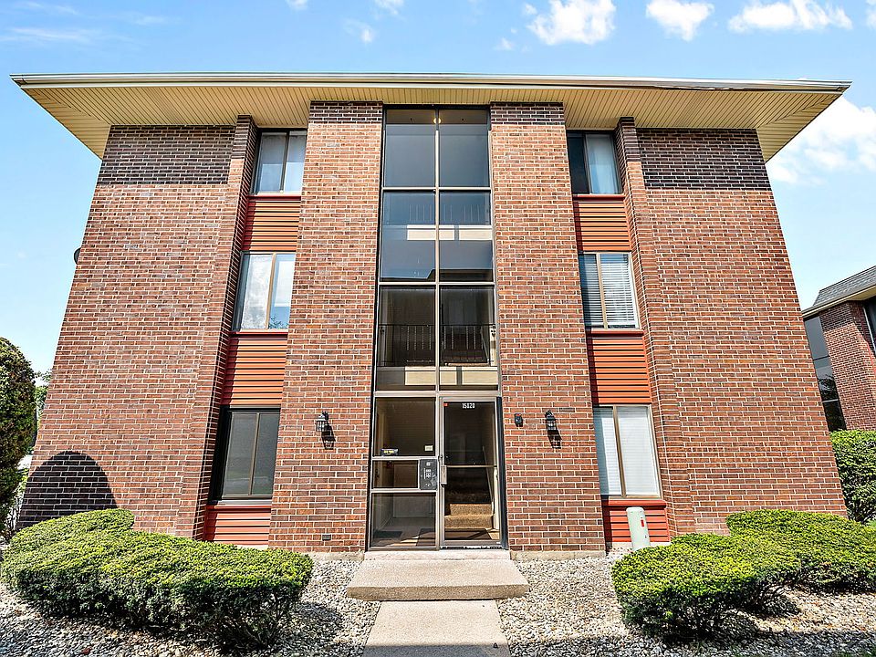 1st image of 15820 Terrace Dr Unit 1