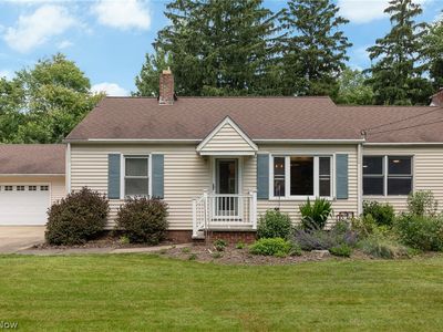 30117 White Rd, Willoughby Hills, OH, 44092