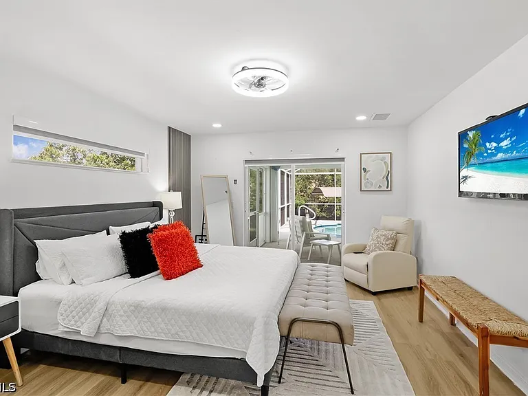 1801 Everest Pkwy — Photo 34