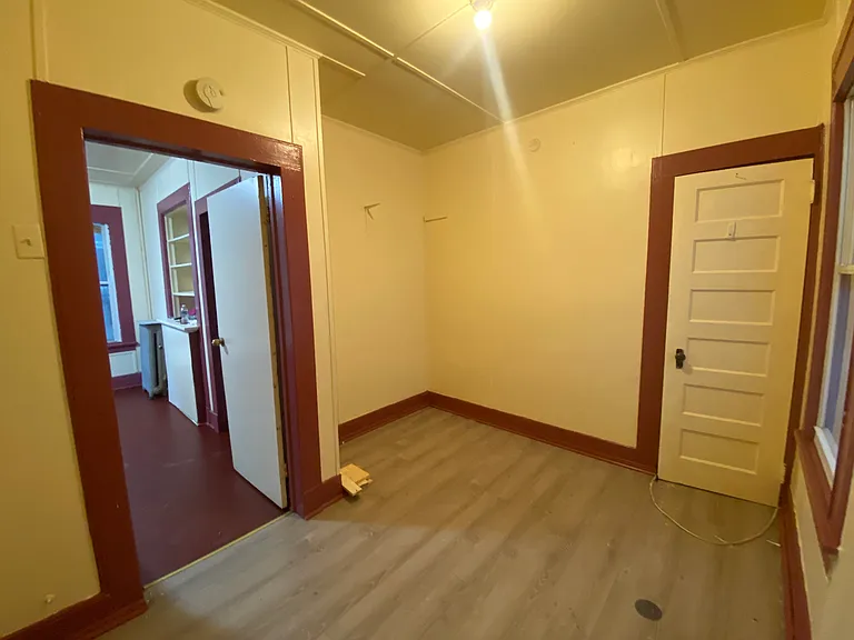 491 Stuyvesant Ave #2 — Photo 8
