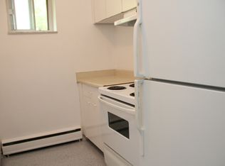 421 Whitney Ave #2-BEDROOM, Hamilton, ON L8S2H6