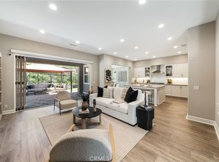 20 Tandeo Dr, Mission Viejo, CA 92694