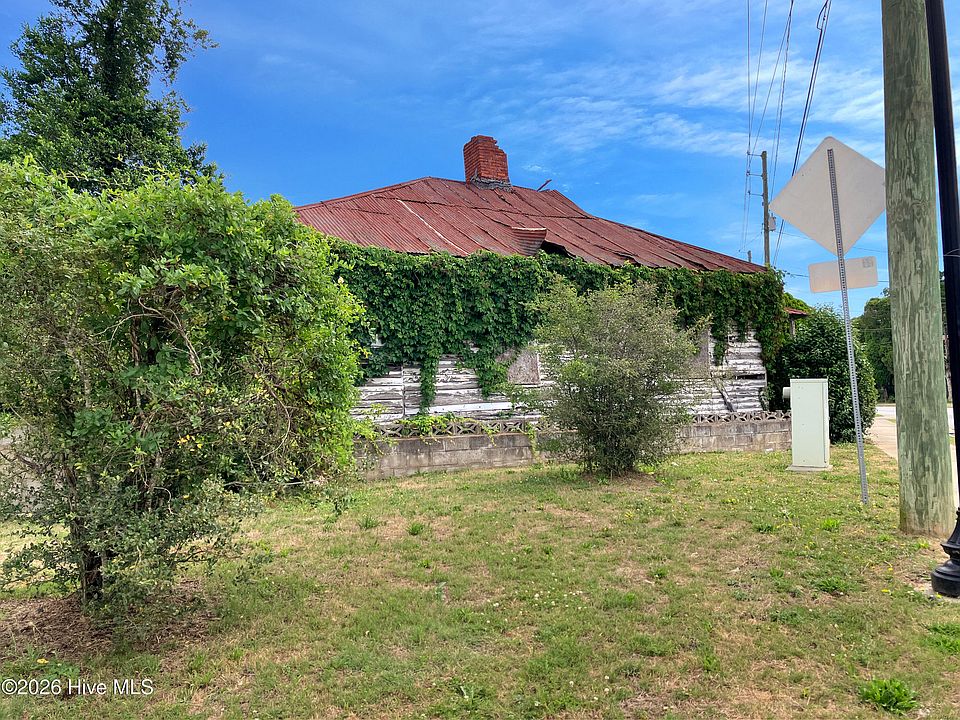 2nd image of 1563 Twiggs Street