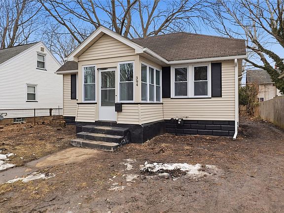 2nd image of 394 Knickerbocker Ave