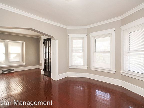 4th image of 1725 Preyer Ave