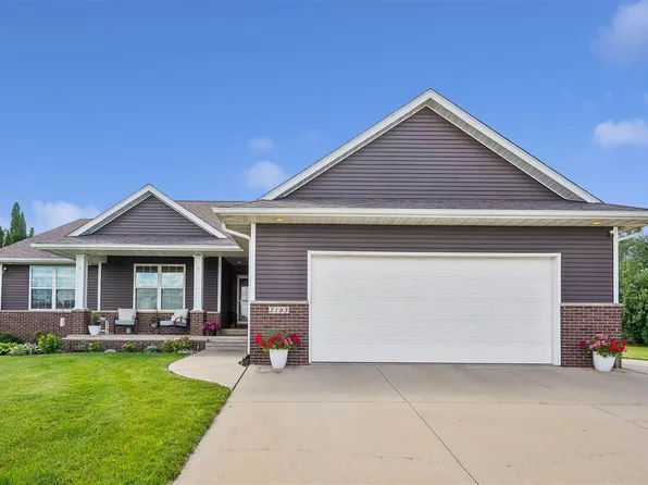 2105 Catherine Ct, Marion, IA 52302