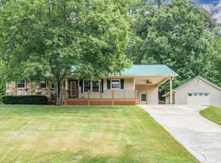 414 White Rd NW, Adairsville, GA 30103