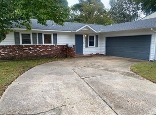 408 Cold Spring Rd, Virginia Beach, VA 23454