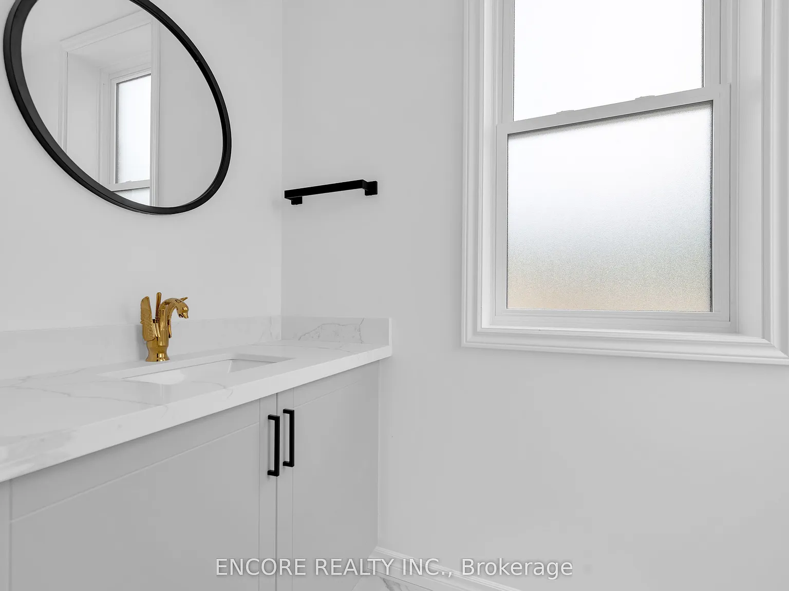 3 bed, $2,700 — Photo 4