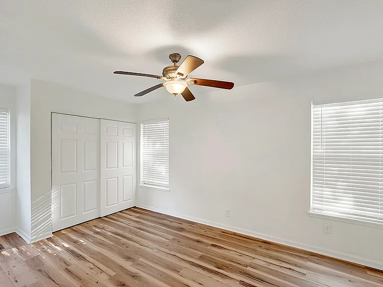 343 Blaze Ave — Photo 18