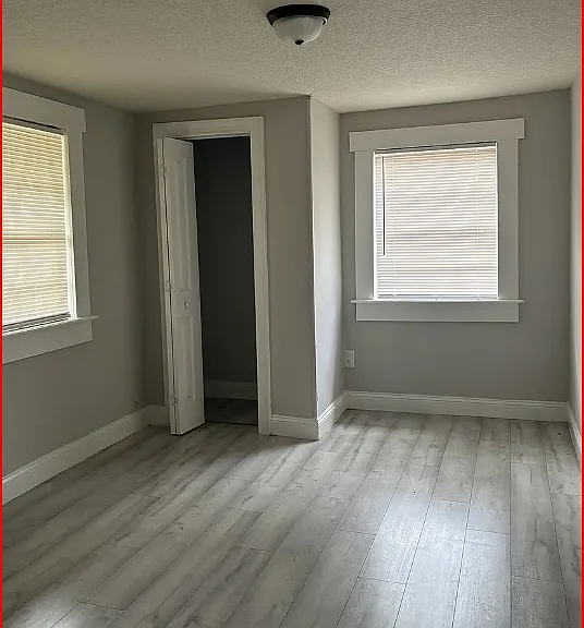 2344 Johnson Ave — Photo 2