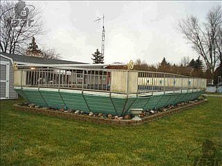 3rd image of 1354 Alcona Dr