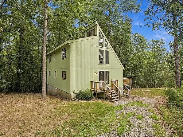 144 Club View Dr, Lancaster, VA 22503