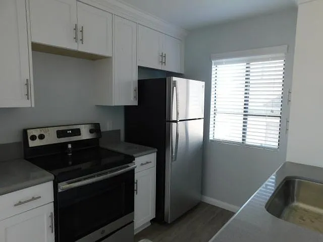 2 bed, 1126 sqft, $2,350 — Photo 4
