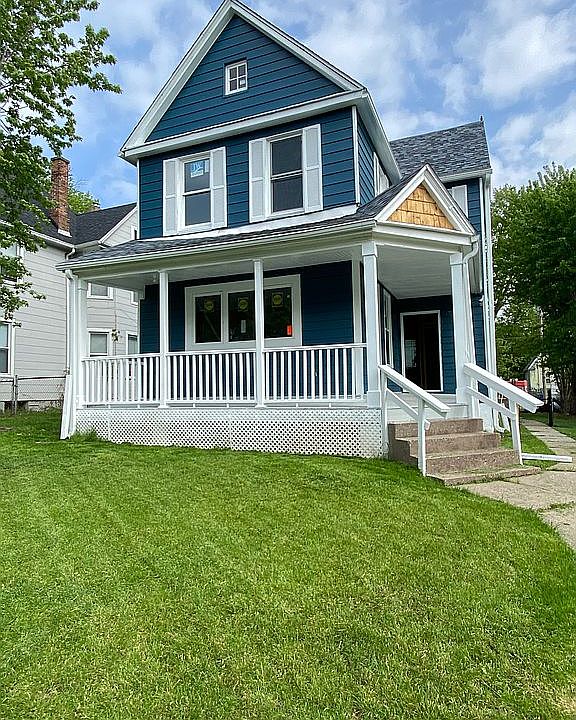 1st image of 606 W 14th St