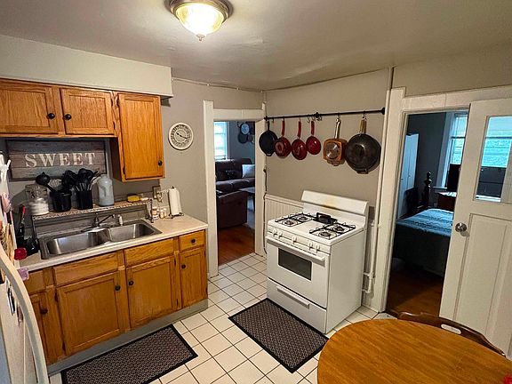 5th image of 2565 N Weil St