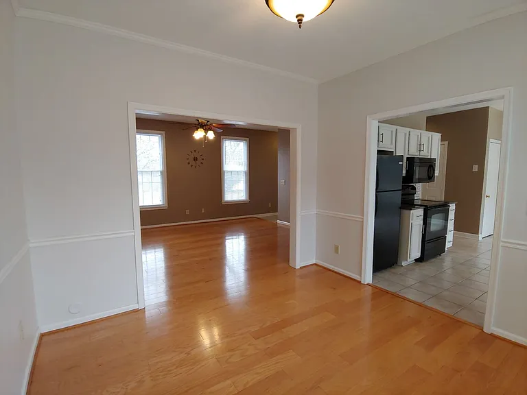 3310 Mill Spring Ct — Photo 10