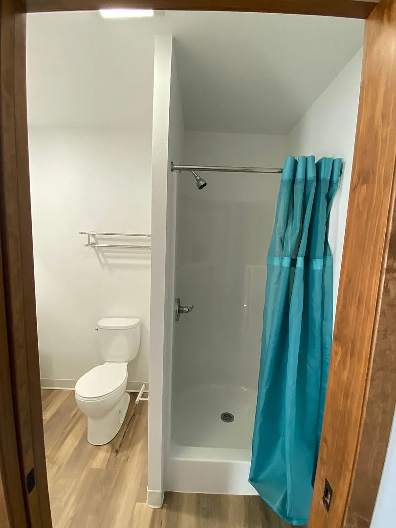 Deer Creek Apartments — Photo 4