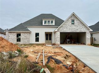 1236 Fox Sparrow Loop, Madisonville, LA 70447