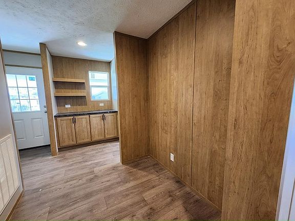 4th image of 539 Zebra Dr #539