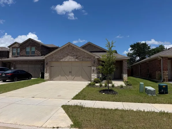 1878 Iron Creek Dr, Crandall, TX 75114
