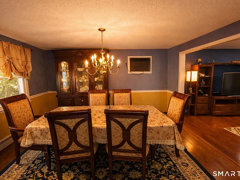 51 Riverside Dr — Photo 10