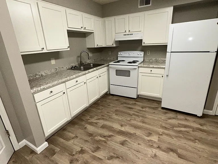 129 Meadowlark Dr #22 — Photo 4