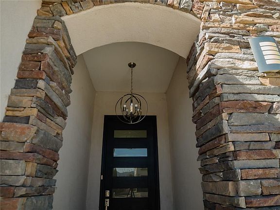 3rd image of 5405 Grove West Dr