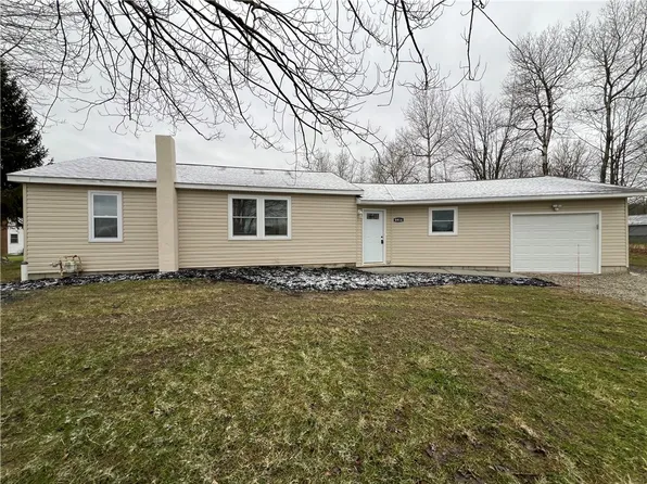 8914 Old Wattsburg Rd, Erie, PA 16510