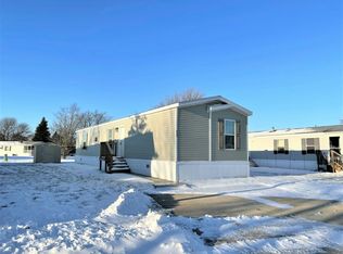 426 Alanna Ln, Chicago Heights, IL
