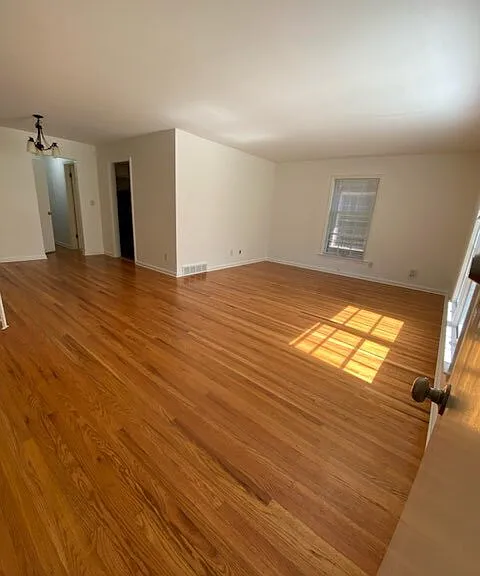 1423 Everett Ave #1 — Photo 2