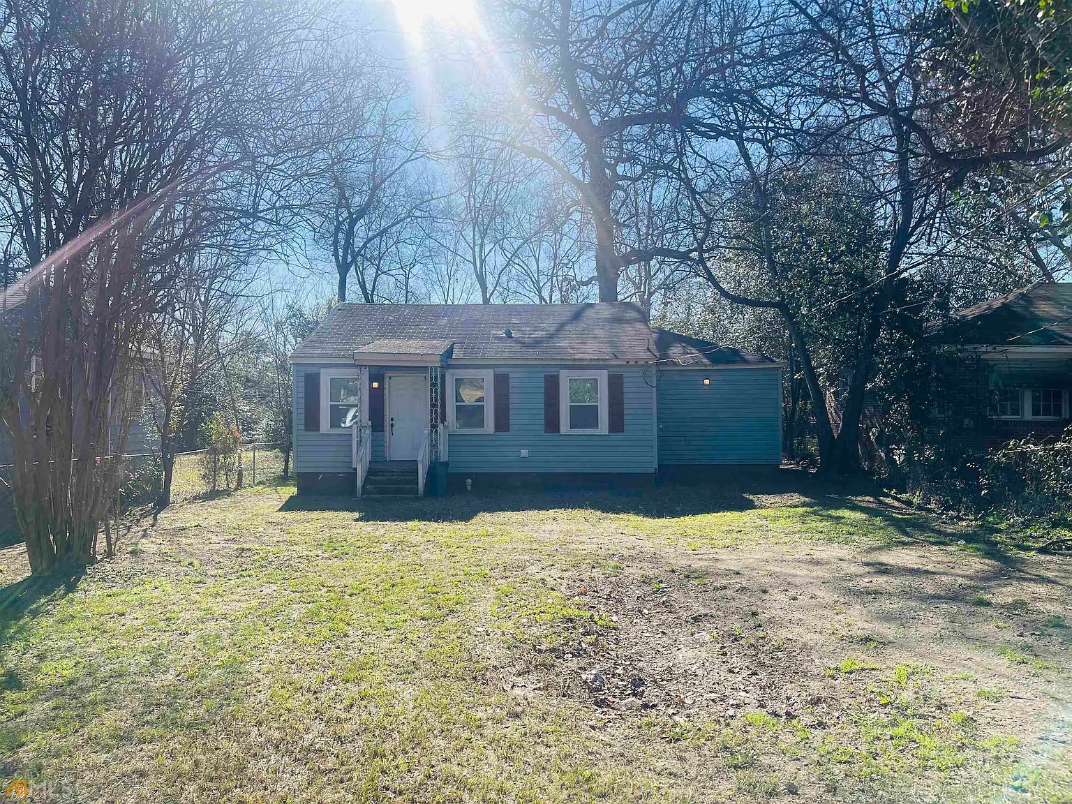 2310 SW Andrews Cir photo 1