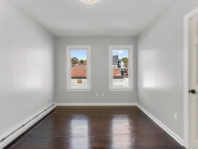 228 Cooke St #1 — Photo 7
