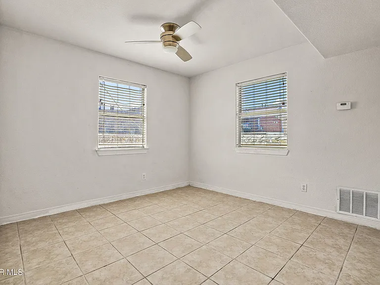 8813 Polaris St — Photo 9