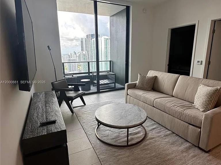 159 NE 6th St #4811 — Photo 3