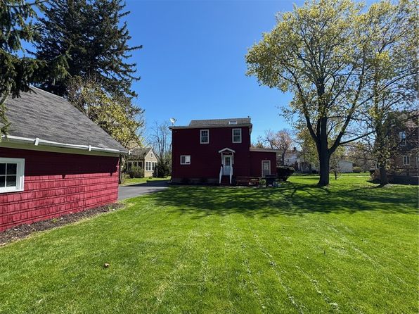 98 Hillcrest Ave, Geneva, NY 14456