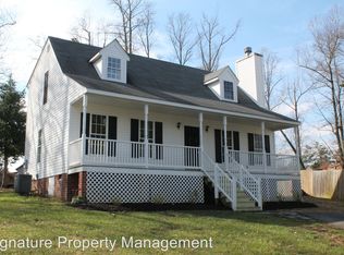 3913 Friar Ridge Dr, North Chesterfield, VA 23237